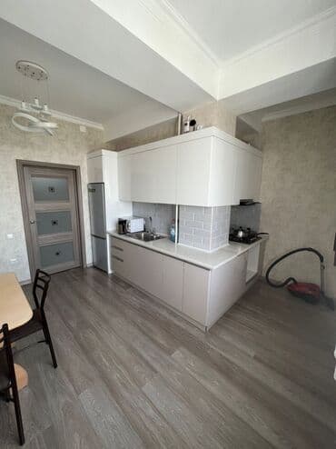 квартира в бишкеке на долгий срок: 2 бөлмө, Кыймылсыз мүлк агенттиги, Чогуу жашоосу жок, Толугу менен эмереги бар — 6