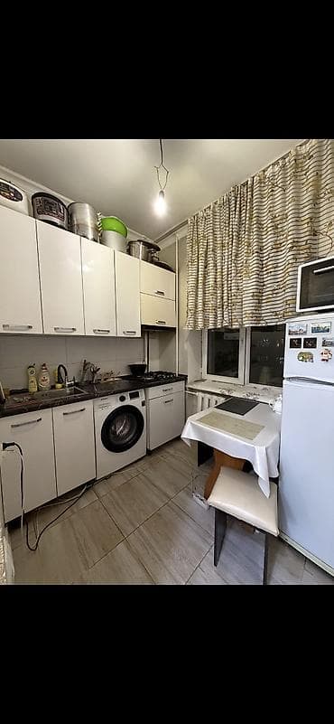 Батирлер: 3 бөлмө, 61 м², 104-серия, 2 кабат, Эски ремонт — 3