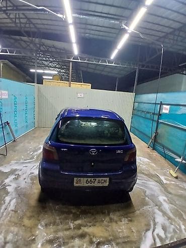 infinity ex: Toyota Yaris: 1999 г. — 4