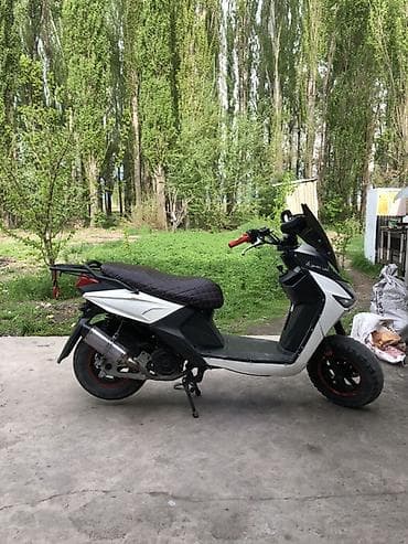 Мототехника: Скутер түрү 175 куб. см, Бензин — 1