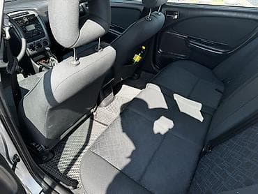 опел вектора б: Toyota Avensis: 2003 г., 1.8 л, Ручные, Бензин, Универсал — 6