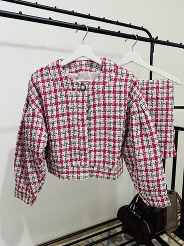 твидовый костюм: Твидовый женский костюм (жакет + юбка) - Комплект из плотного твида с — 1