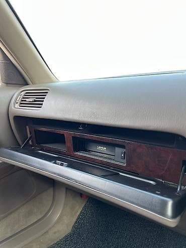 лексуз 330: Lexus LS: 1996 г., 4 л, Автомат, Бензин, Седан — 7