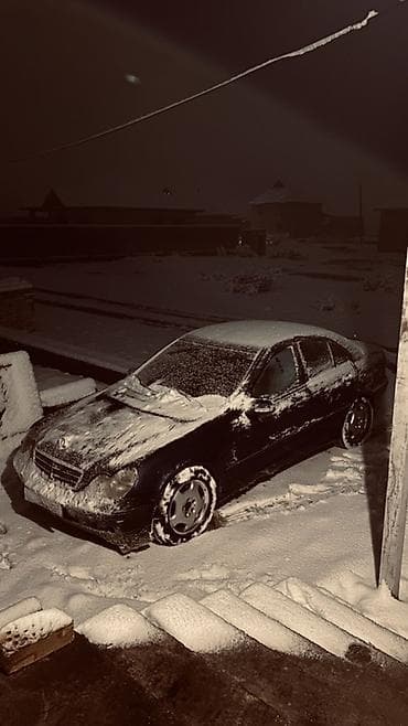 kia ceet: Mercedes-Benz C-Class: 2002 г., 2.4 л, Ручные, Бензин, Седан — 1