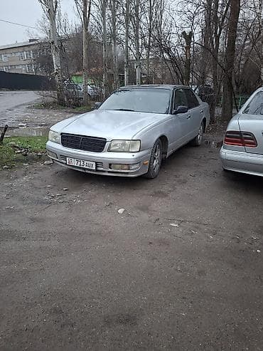 Nissan Gloria: 1998 г., 3 л, Автомат, Бензин, Седан
