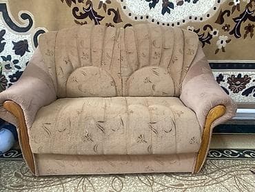 divan lalafo: Диван 4 ка - 10000 сом ; Кухонный уголок - 5000 сом — 2