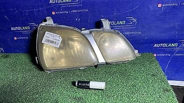cga3 de: Передняя правая фара Toyota 2001 г., Б/у, Оригинал, Япония — 1