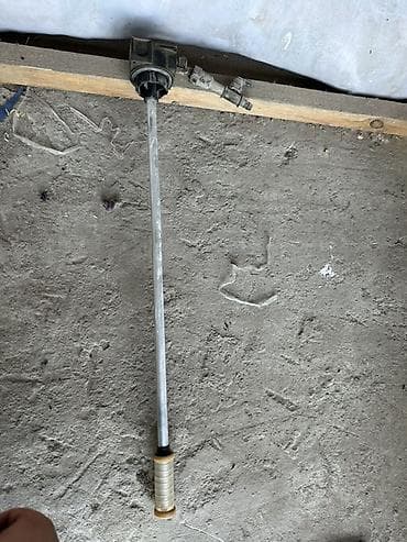 Топливная трубка из бака
От Вольво робот новый