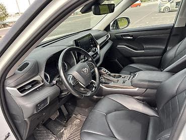 low ll: Toyota Highlander: 2020 г., 2.5 л, Вариатор, Гибрид, Кроссовер — 9