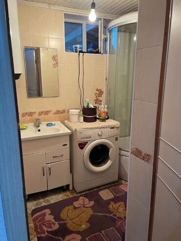 дом на ошском рынке: Дом, 156 м², 6 комнат, Собственник — 3