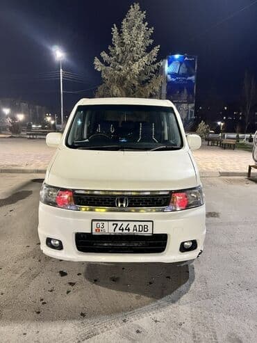 Honda Stepwgn: 2004 г., 2.4 л, Автомат, Бензиновая, Минивэн