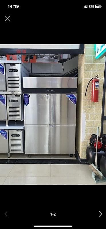 Промышленный холодильный шкаф из нержавеющей стали, четырехдверный, на