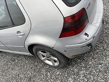 Volkswagen Golf: 2000 г., 2 л, Автомат, Бензин, Хэтчбэк