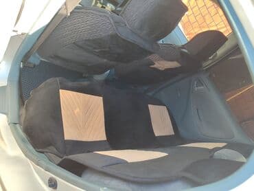 тачки б у: Toyota Yaris: 2001 г., 1.3 л, Автомат, Бензин, Хэтчбэк — 6