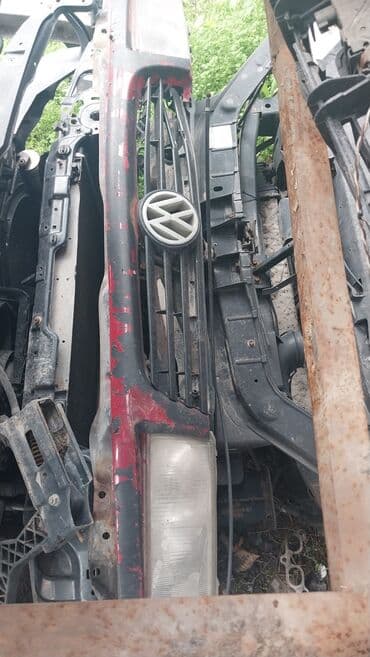 лабой пасат: Решетка радиатора Volkswagen 1994 г., Б/у, Оригинал — 1