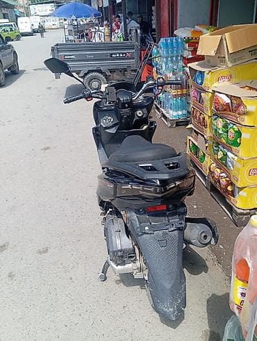 скутер gdgsx: Тип скутера 150 куб. см, Бензин, Б/у — 2