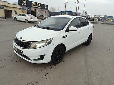 Kia Rio: 2013 г., 1.4 л, Механика, Бензин, Седан at lalafo.kg Kia Rio: 2013 г., 1.4 л, Механика, Бензин, Седан