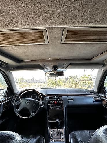 Mercedes-Benz E-Class: 2001 г., 3.2 л, Автомат, Дизель, Седан — 2