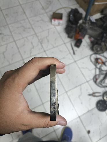 iphone 5s 32: IPhone 13 Pro, Б/у, 256 ГБ, Золотой, Чехол, 74 % — 6
