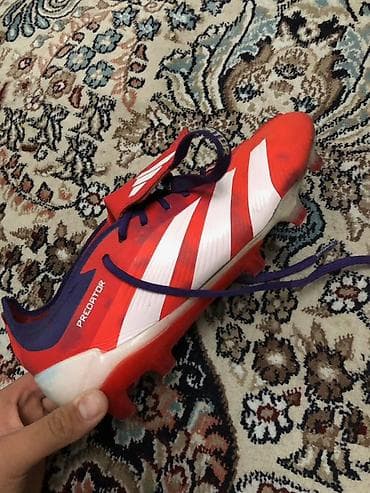 шипы на обувь: Футбольные бутсы Adidas Predator (FG) - Серия: Predator (маркировка — 2