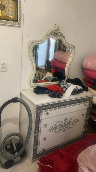 раскладной диван бишкек: Стул для зала, МДФ — 5