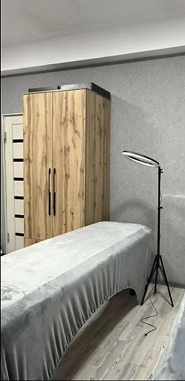 массаж ош салон: Продаю кушетку 
Цена 2800
Район Пишпек 
Не складной — 1