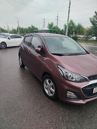 Продажа авто: Chevrolet Spark: 2018 г., 1 л, Автомат, Бензин, Хэтчбэк — 2