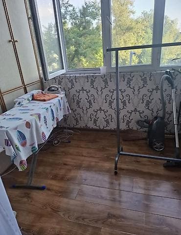 4ком кв: 3 комнаты, 64 м², 104 серия, 2 этаж, Косметический ремонт — 4