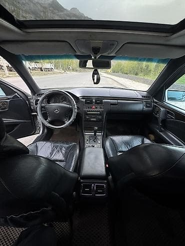 ош е34: Mercedes-Benz E-Class: 1997 г., 3.2 л, Автомат, Седан — 4