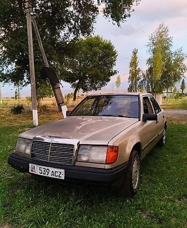 Продажа авто: Mercedes-Benz W124: 1988 г., 2 л, Механика, Седан — 2