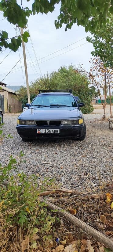 Mitsubishi Galant: 1992 г., 2 л, Механика, Бензин, Хэтчбэк