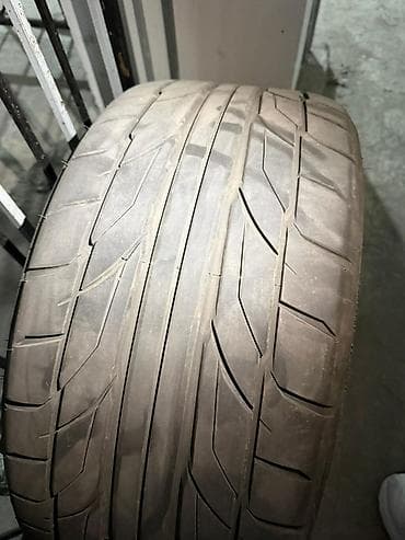 меняю шины: Размер 245/40R20, 275/35R20 разноширокие летние шины Nitto (шины — 5
