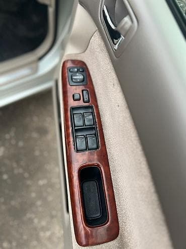 Унаа сатуу: Toyota Camry: 2005 г., 2.4 л, Автомат, Бензин, Седан — 3