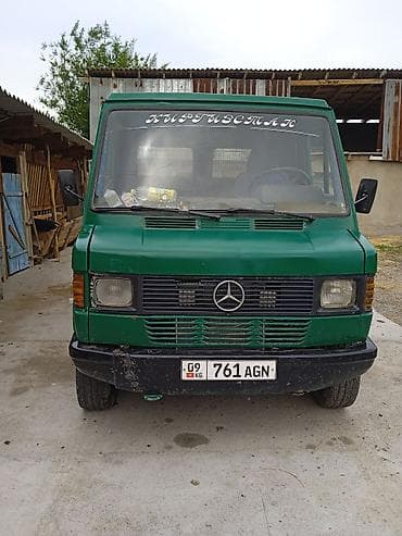 пошив формы на заказ: Mercedes-Benz T2 (508/608/709 серия) — бортовой грузовик с двойной — 1