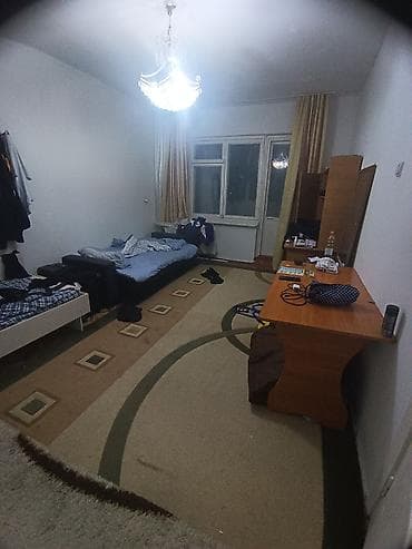 сдаю квартиру 10000: Сдается комната последний 3 комната Бир комнатада 2 же 3 Адам жашайт — 2