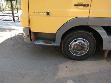 генер: Грузовик, Mercedes-Benz, Стандарт, 5 т, Б/у — 4