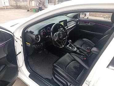 другое авто: Kia K3: 2018 г., 1.6 л, Автомат, Бензин, Седан — 6