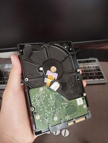 электронную книгу amazon kindle: Накопитель, Б/у, Western Digital (WD), HDD, 512 ГБ, 3.5", Для ПК — 2