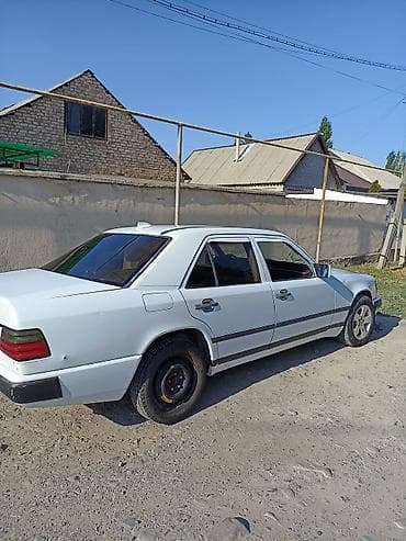 Mercedes-Benz W124: 1986 г., 2.3 л, Механика, Бензин, Седан