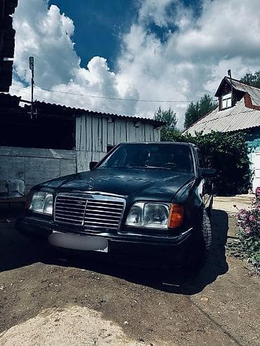 б 3 универсал: Mercedes-Benz W124: 1990 г., 2.4 л, Механика, Бензин, Седан — 4