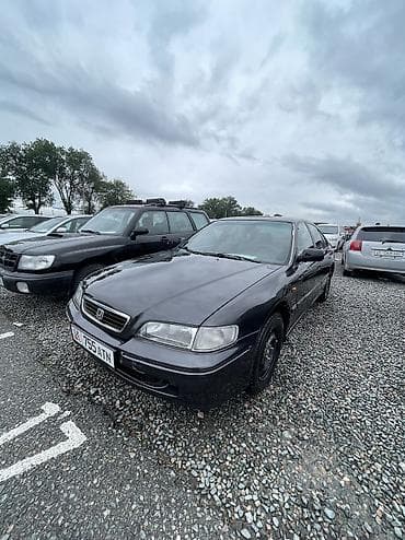 сут машине: Honda Accord: 1996 г., 1.8 л, Кол менен иштөөчү, Бензин, Седан — 5