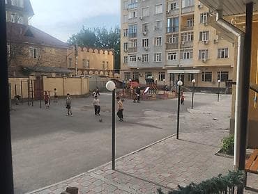 балконы: 1 комната, С мебелью полностью — 10
