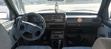 степ вагон 2: Volkswagen Jetta: 1991 г., 1.6 л, Механика, Седан — 10