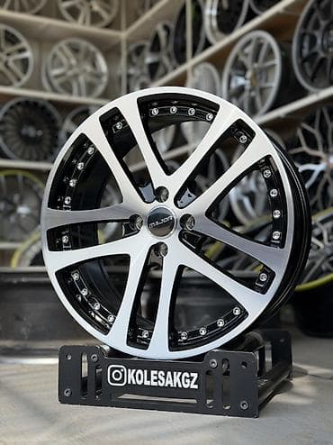 vossen diska: Литые Диски R 17 Комплект, отверстий - 4, Новый — 2