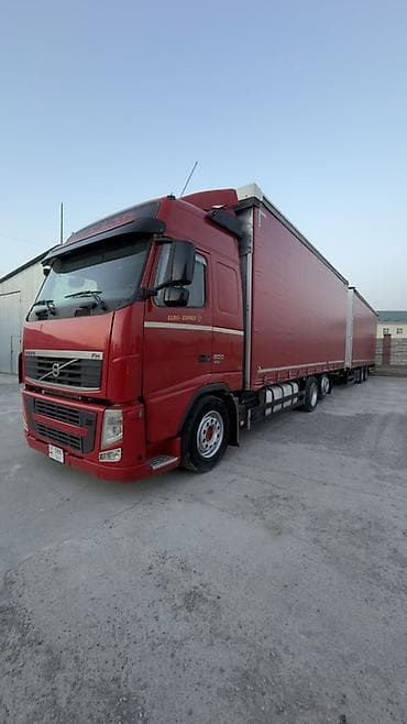 Сүйрөгүч, Volvo, 2013 г., Тенттелген — 1
