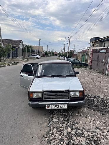 ВАЗ (ЛАДА) 2107: 2005 г., 1.7 л, Механика, Бензин — 2