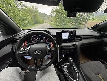 daewoo matiz: Hyundai Veloster: 2018 г., 1.6 л, Робот, Бензин, Хэтчбэк — 2