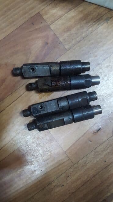 инжектор авто: Isuzu Trooper форсунки 93 год — 1