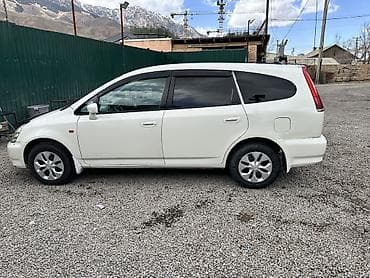 Honda Stream: 2002 г., 1.7 л, Автомат, Бензин, Минивэн — 4
