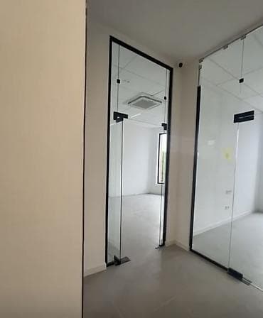 Коммерциялык мүлк: Бутик, 87 м², Ремонту менен, Жабдууларсыз — 2